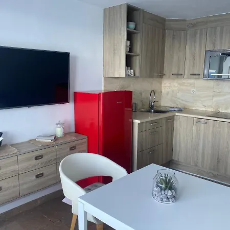 Sunrise Palace Apartment *